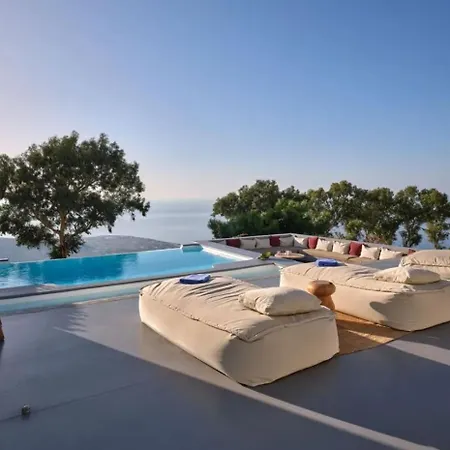 Luxury In Santorini For 10 Guests Villa *